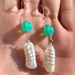 ⭐️2/$10 Artisan Baroque Freshwater Pearls Wire Wrapped Silver Earrings